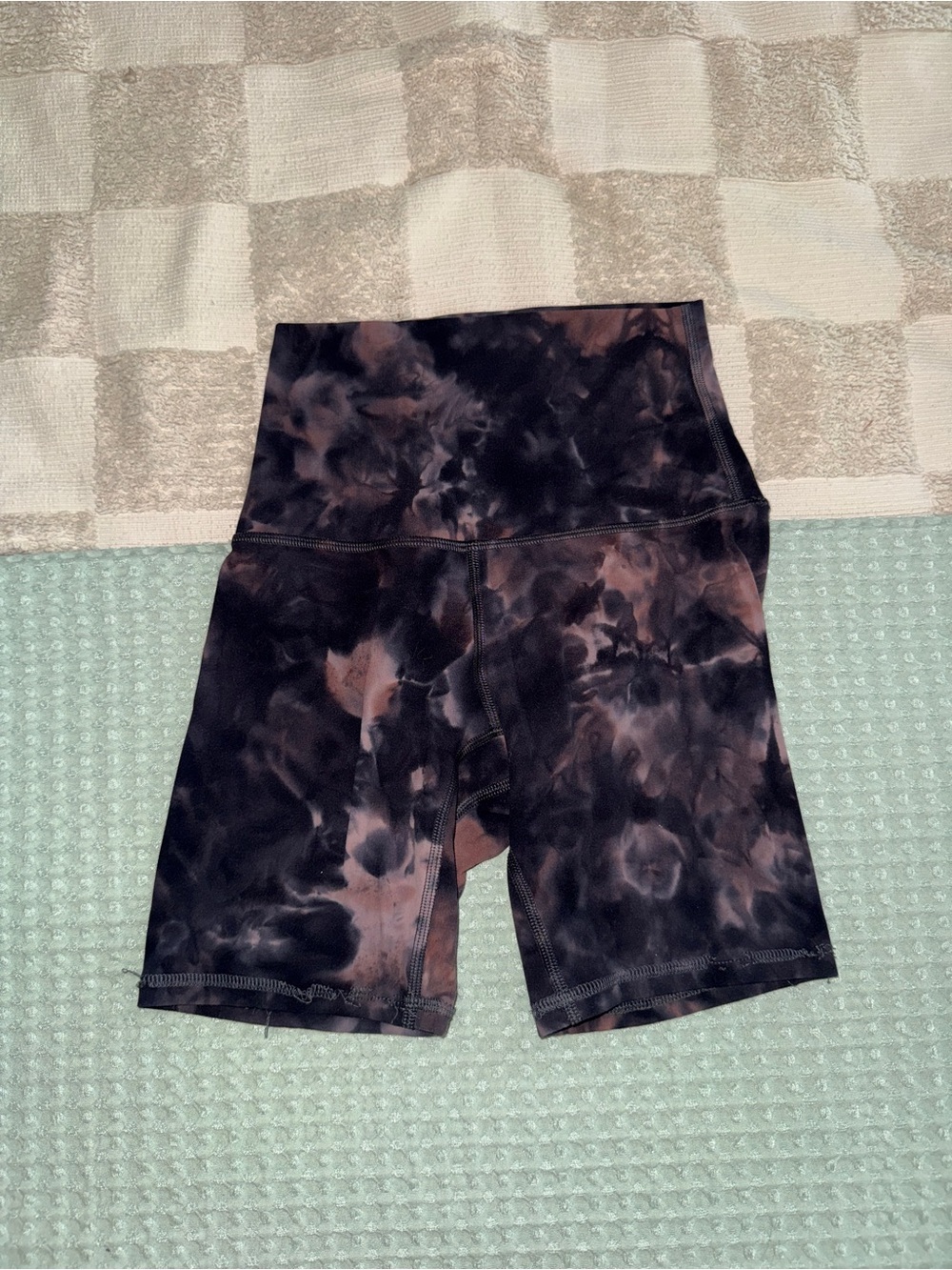 Lululemon Align Biker Shorts Diamond Dye Graphite Grey Pink Pastel Size 0